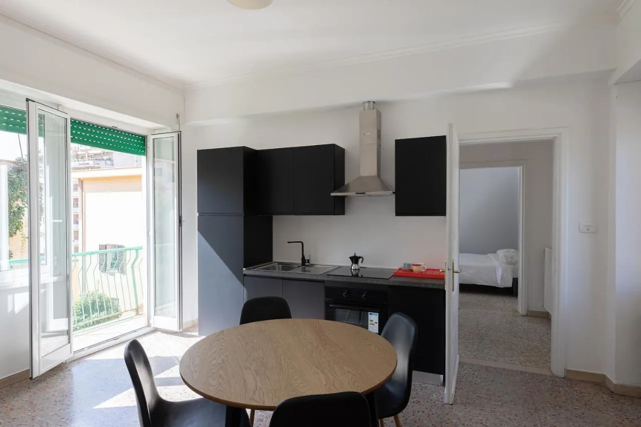 Appartamento Con Terrazza Vicino Al Vaticano Rome Apartment